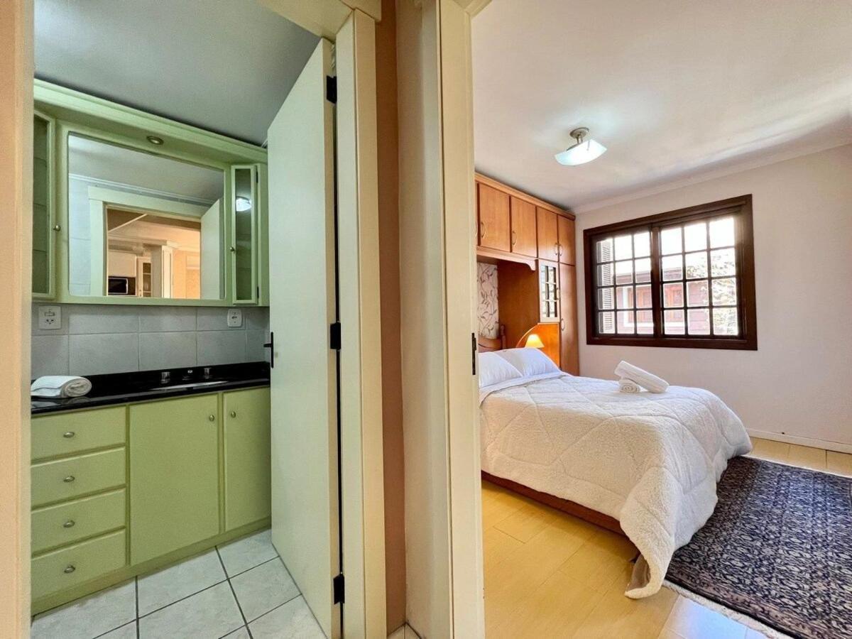 Apartamento San Pietro Centro 3 Dorm By Achei Temporada 그라마도 외부 사진