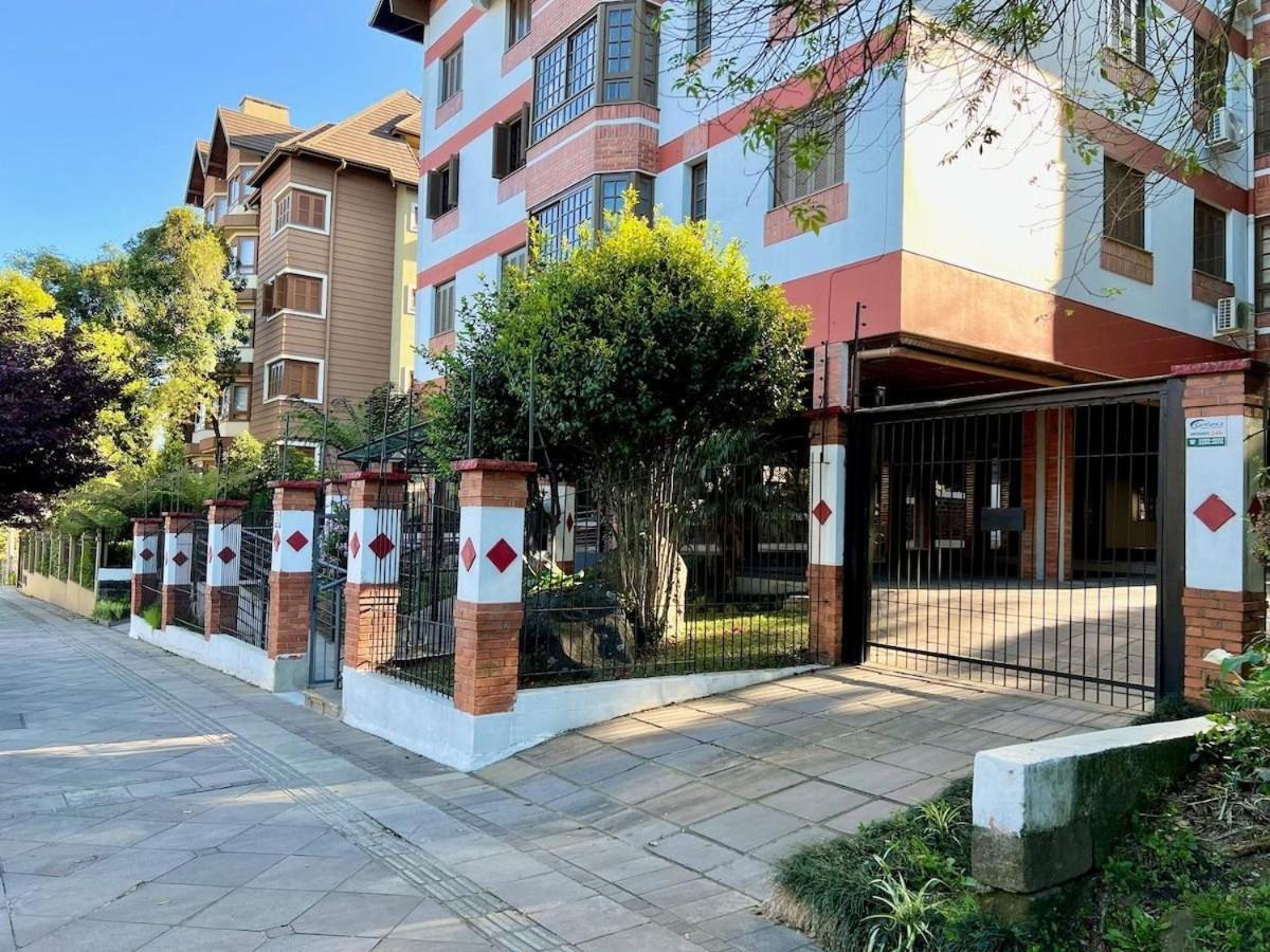 Apartamento San Pietro Centro 3 Dorm By Achei Temporada 그라마도 외부 사진